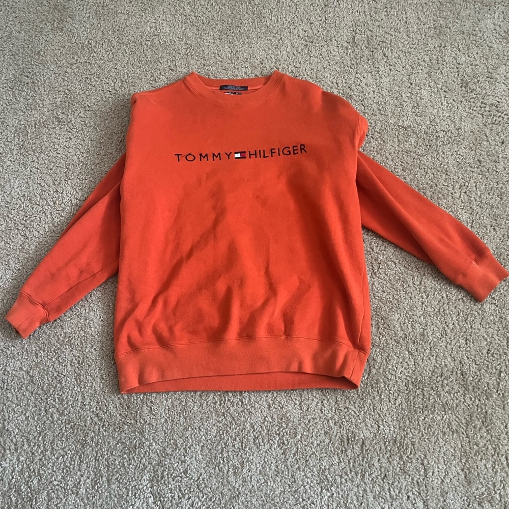 ORANGE SZ SMALL TOMMY HILFIGER CREWNECK SWEATER
